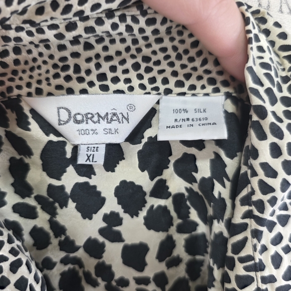 Dorman Vintage Animal Print Button-Up 100% Silk Blouse - Picture 4 of 4